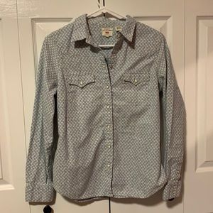 Levi’s Button Down Heart Patterned Shirt